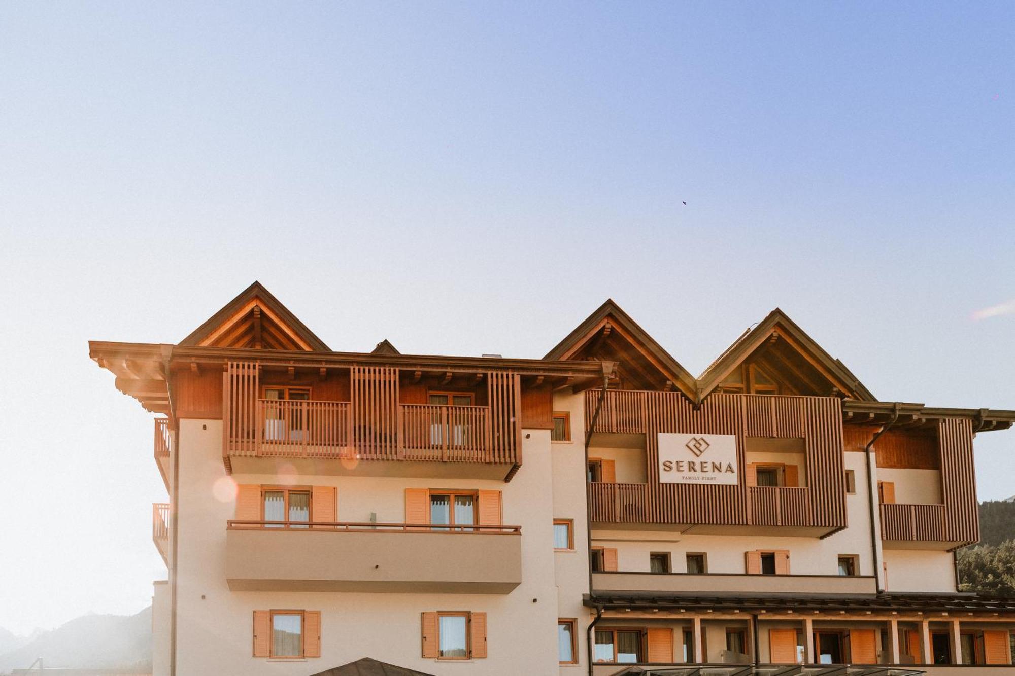 Family Hotel Serena Andalo Eksteriør billede