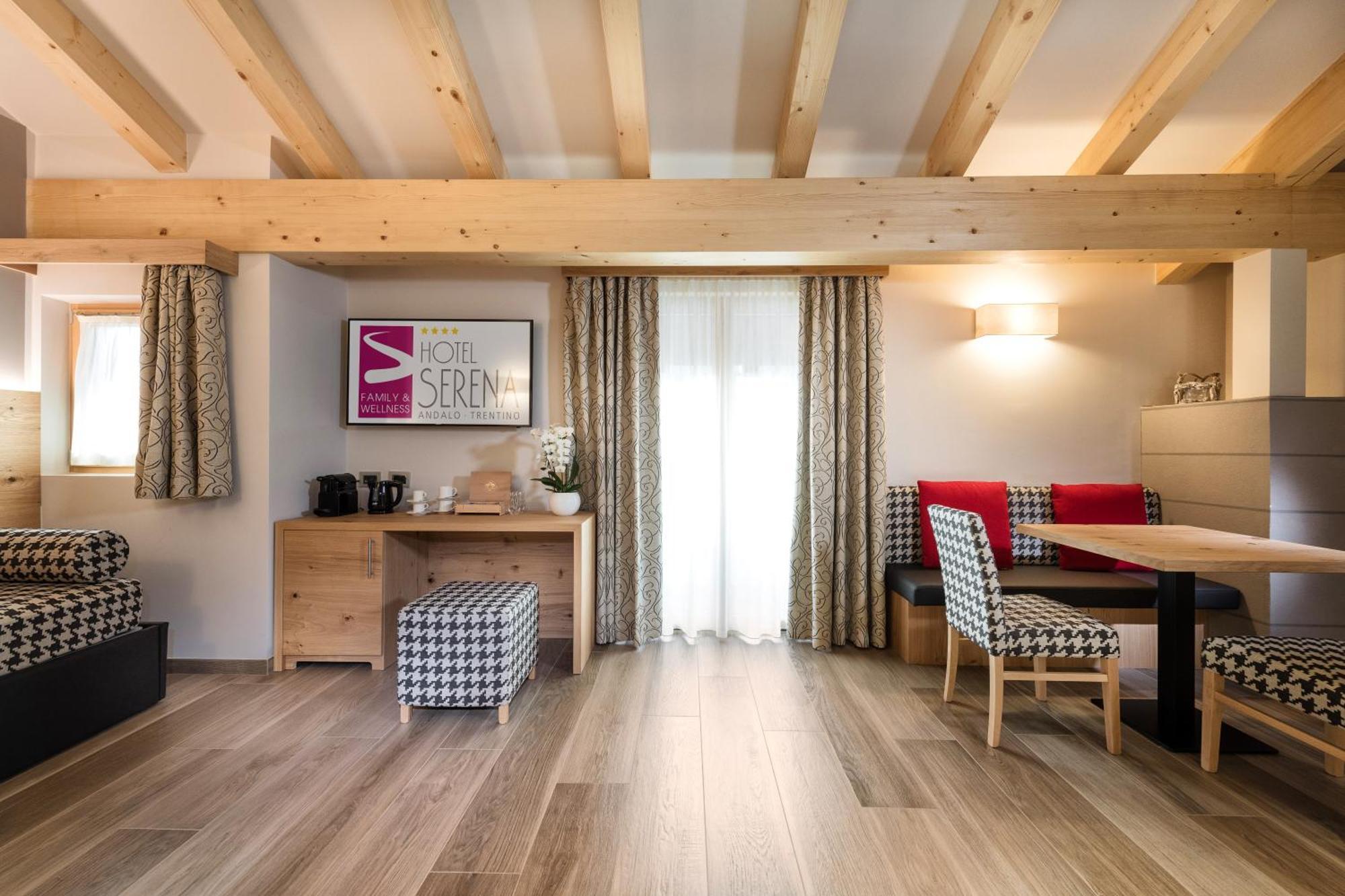 Family Hotel Serena Andalo Eksteriør billede